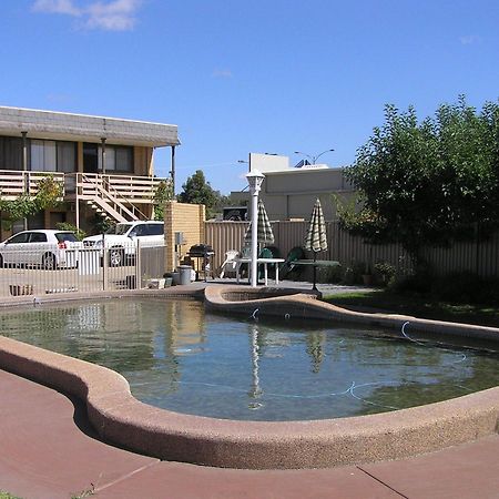Belltower Motor Inn Shepparton Bagian luar foto