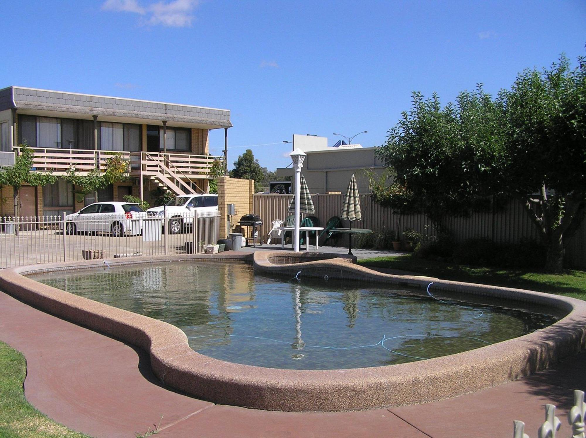 Belltower Motor Inn Shepparton Bagian luar foto